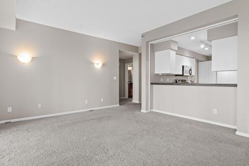 1235 Yale Place, 808, Minneapolis, MN 55403