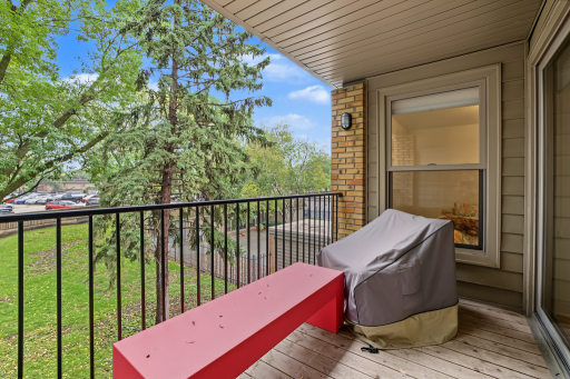 6328 Barrie Road, 3M, Edina, MN 55435