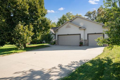 1008 4th Avenue NE, Byron, MN 55920