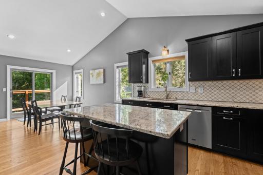 Kitchen & Dining Area