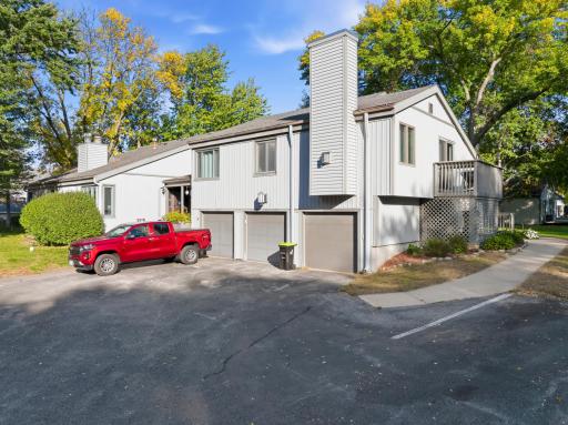 1930 26th Avenue NW, Rochester, MN 55901