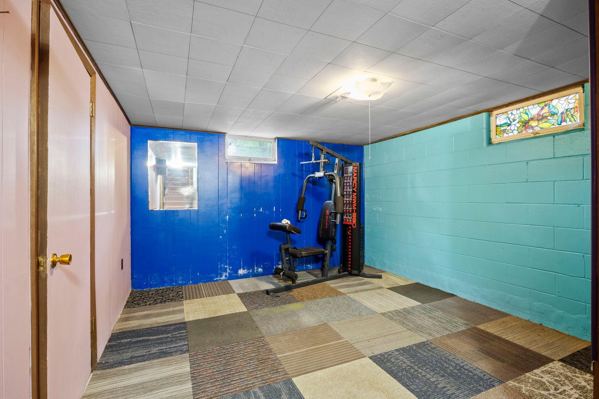 59-web-or-mls-90 10th St-109.jpg