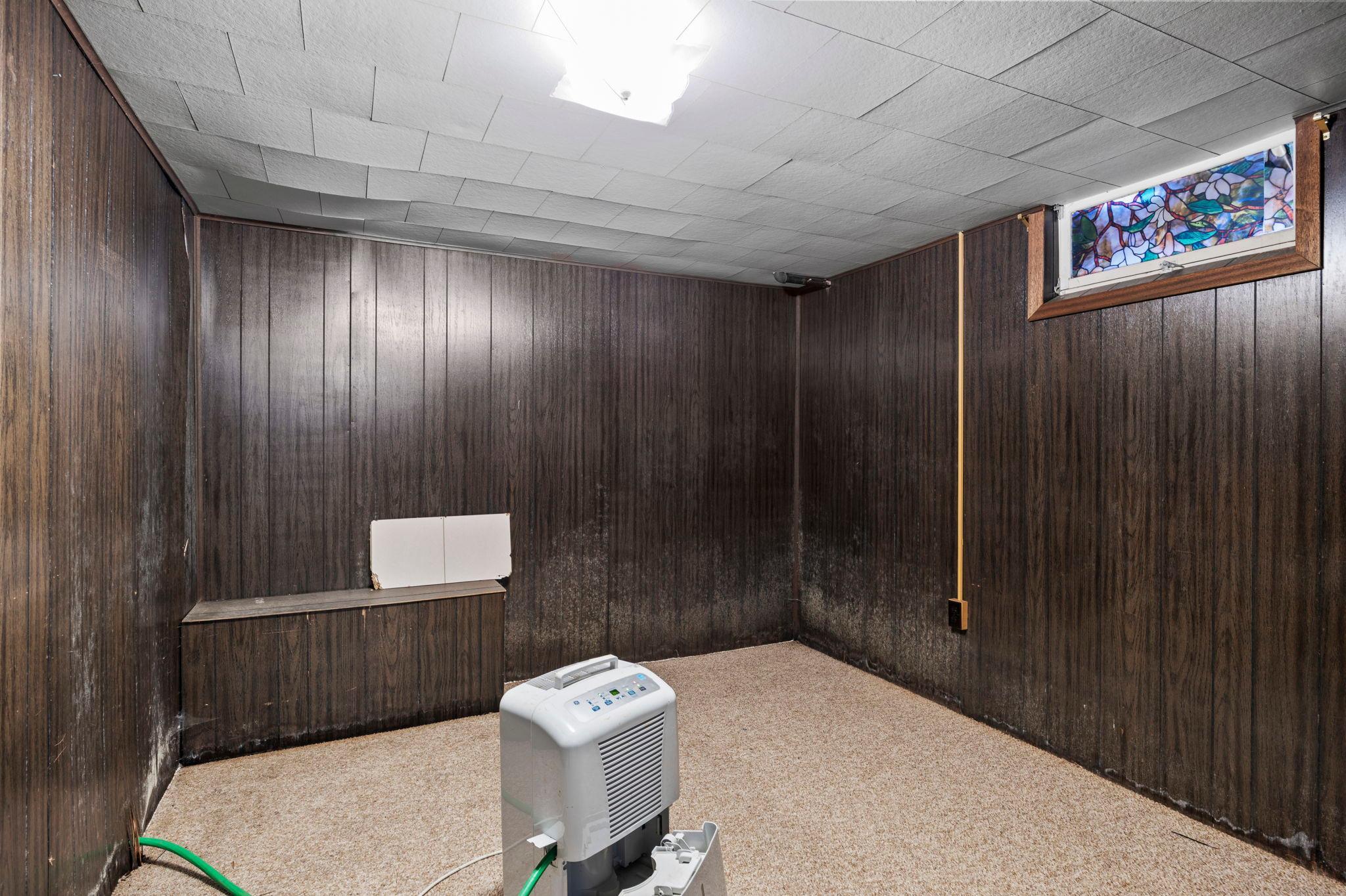 61-web-or-mls-90 10th St-174.jpg