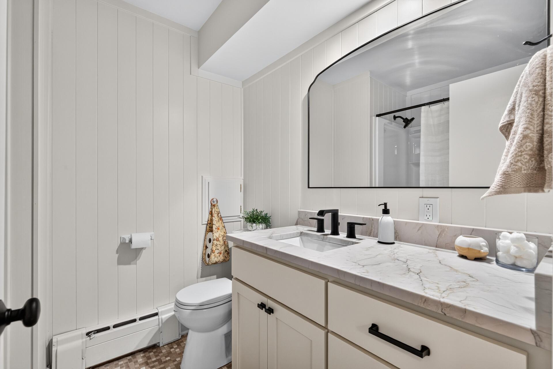 Main bathroom