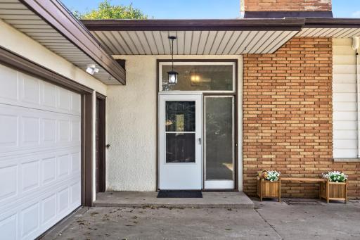 148 E Warburton Street, South Saint Paul, MN 55075