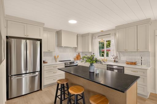 148 E Warburton Street, South Saint Paul, MN 55075