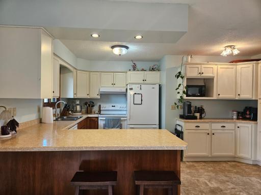 319 3rd Street N, Wahpeton, ND 58075