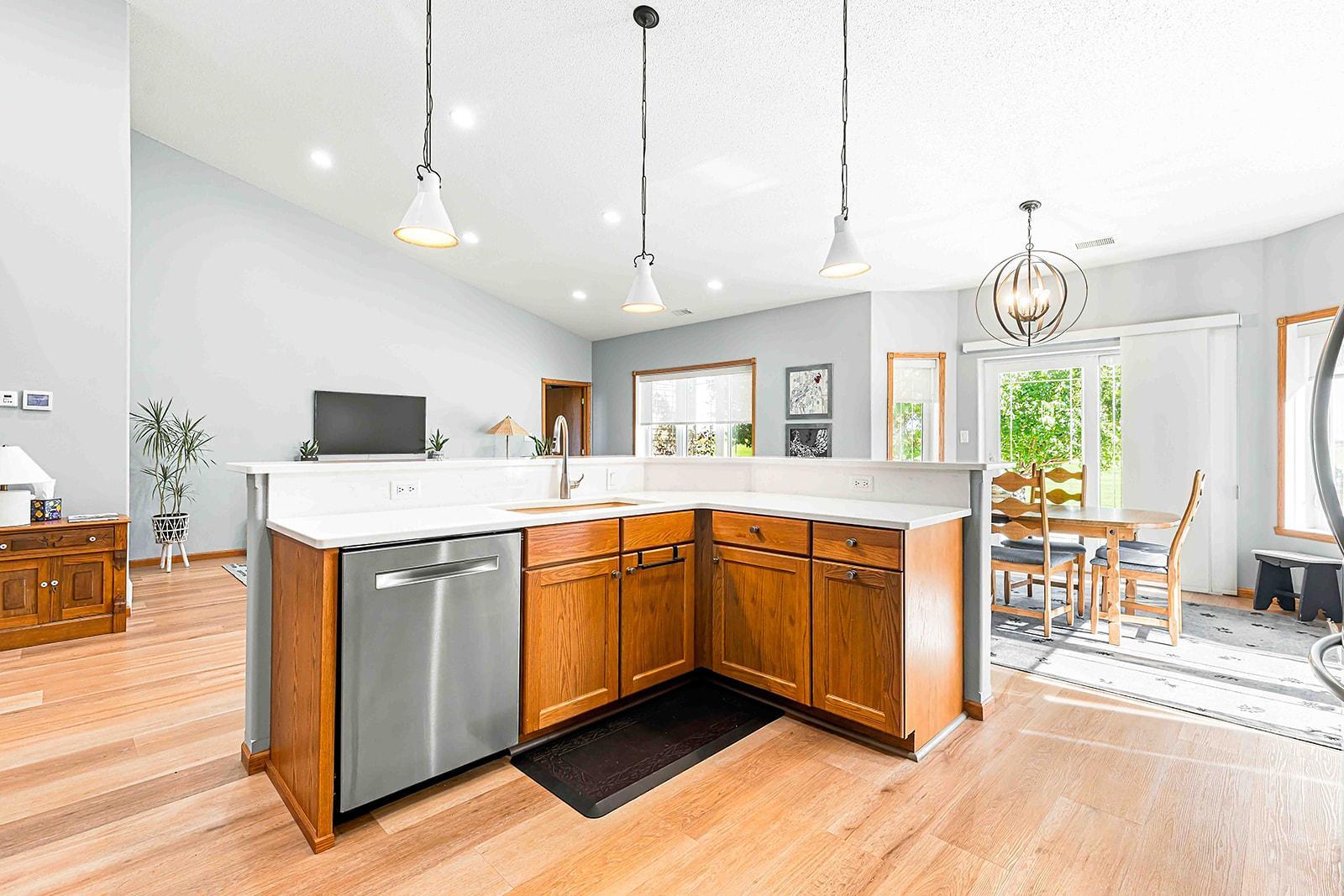 812 36th St S Moorhead MLS-30.jpg