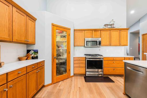 812 S 36th Street S, Moorhead, MN 56560