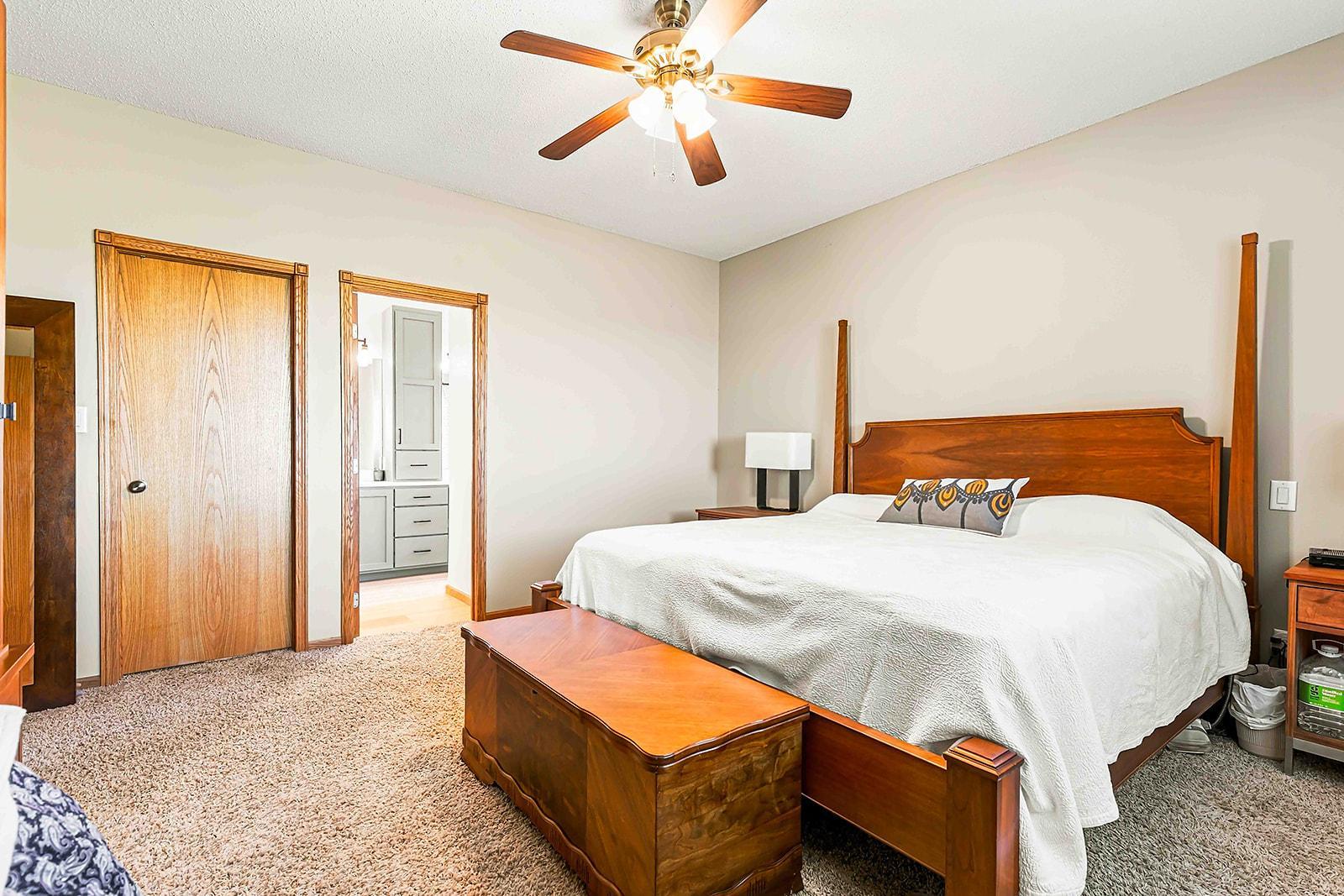 812 36th St S Moorhead MLS-40.jpg