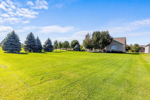 812 S 36th Street S, Moorhead, MN 56560