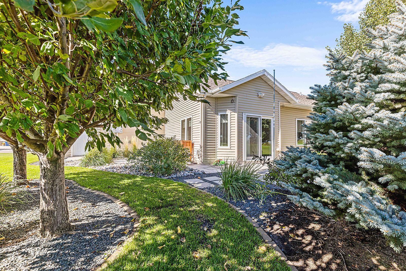 812 36th St S Moorhead MLS-19.jpg