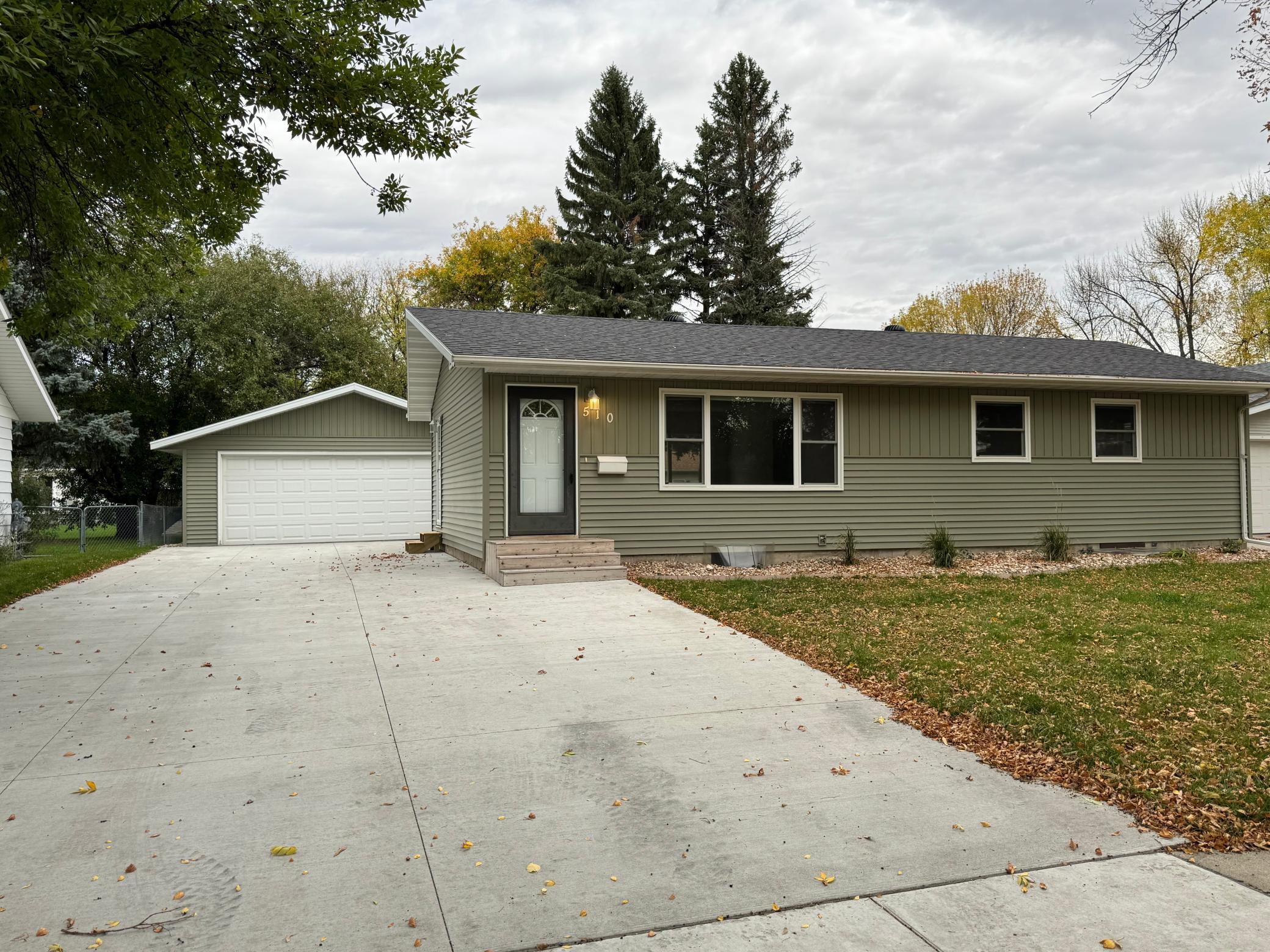 Property photo for 510 Birch Lane, Moorhead, MN 56560
