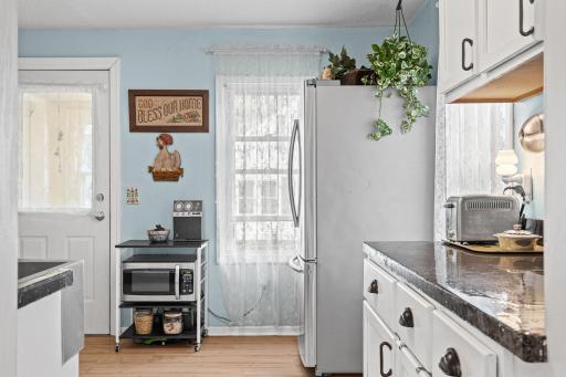 36 S Elm Street, La Crescent, MN 55947