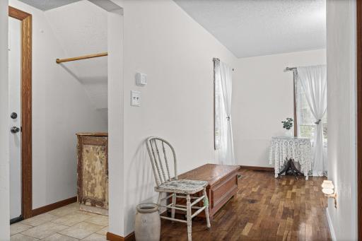 36 S Elm Street, La Crescent, MN 55947