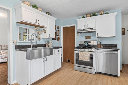 36 S Elm Street, La Crescent, MN 55947
