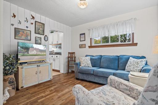 36 S Elm Street, La Crescent, MN 55947