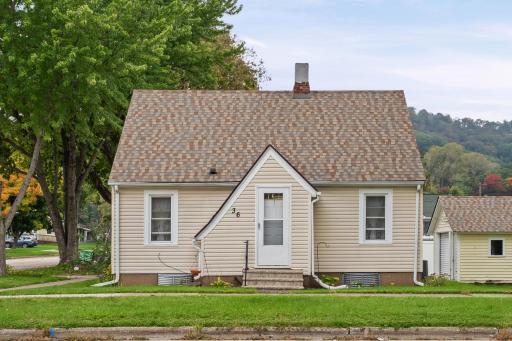 36 S Elm Street, La Crescent, MN 55947