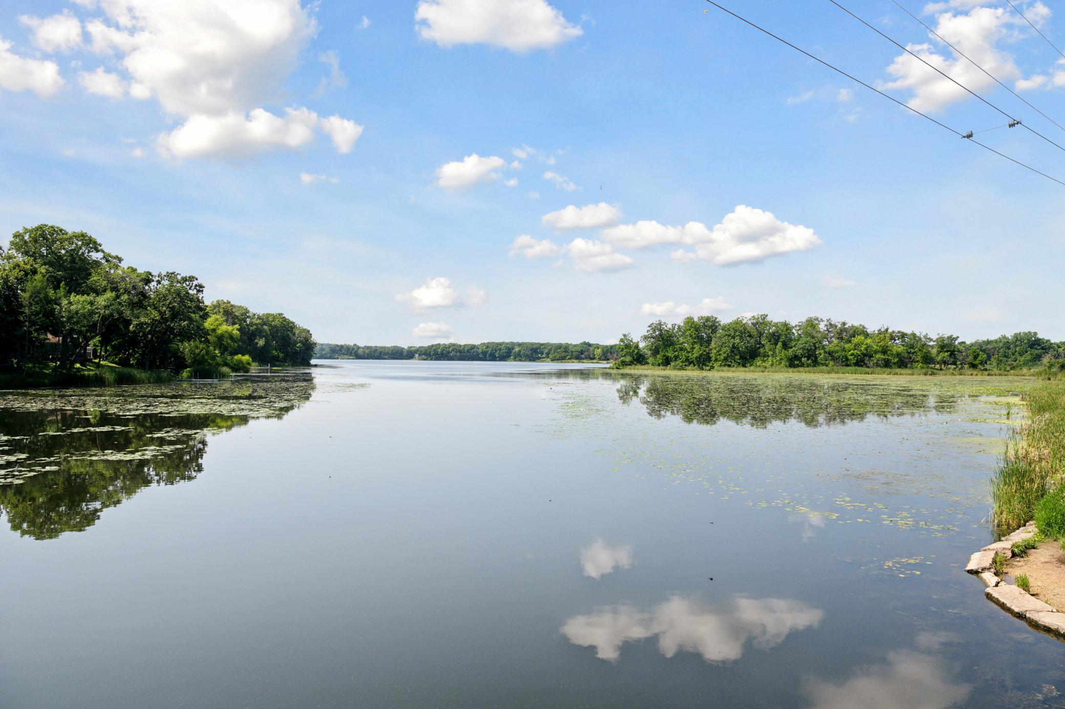 Surrounding Area Amenities!