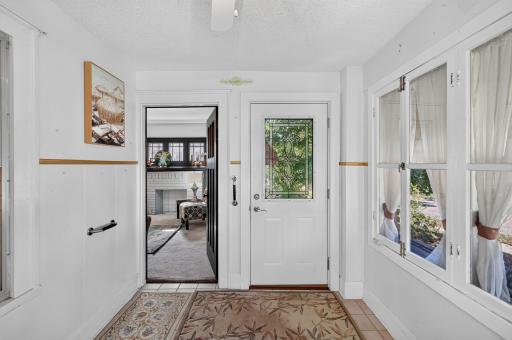 1718 Vincent Avenue N, Minneapolis, MN 55411