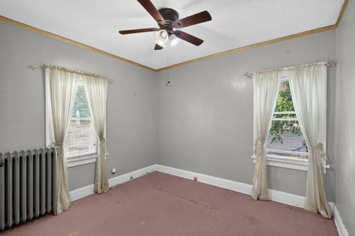1718 Vincent Avenue N, Minneapolis, MN 55411