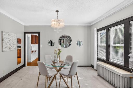 1718 Vincent Avenue N, Minneapolis, MN 55411