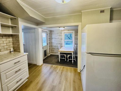 523 Oak Avenue N, Maple Lake, MN 55358