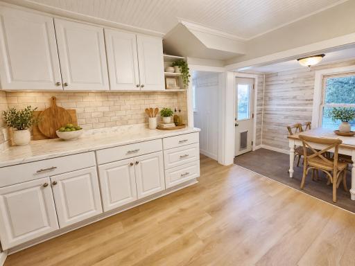 523 Oak Avenue N, Maple Lake, MN 55358