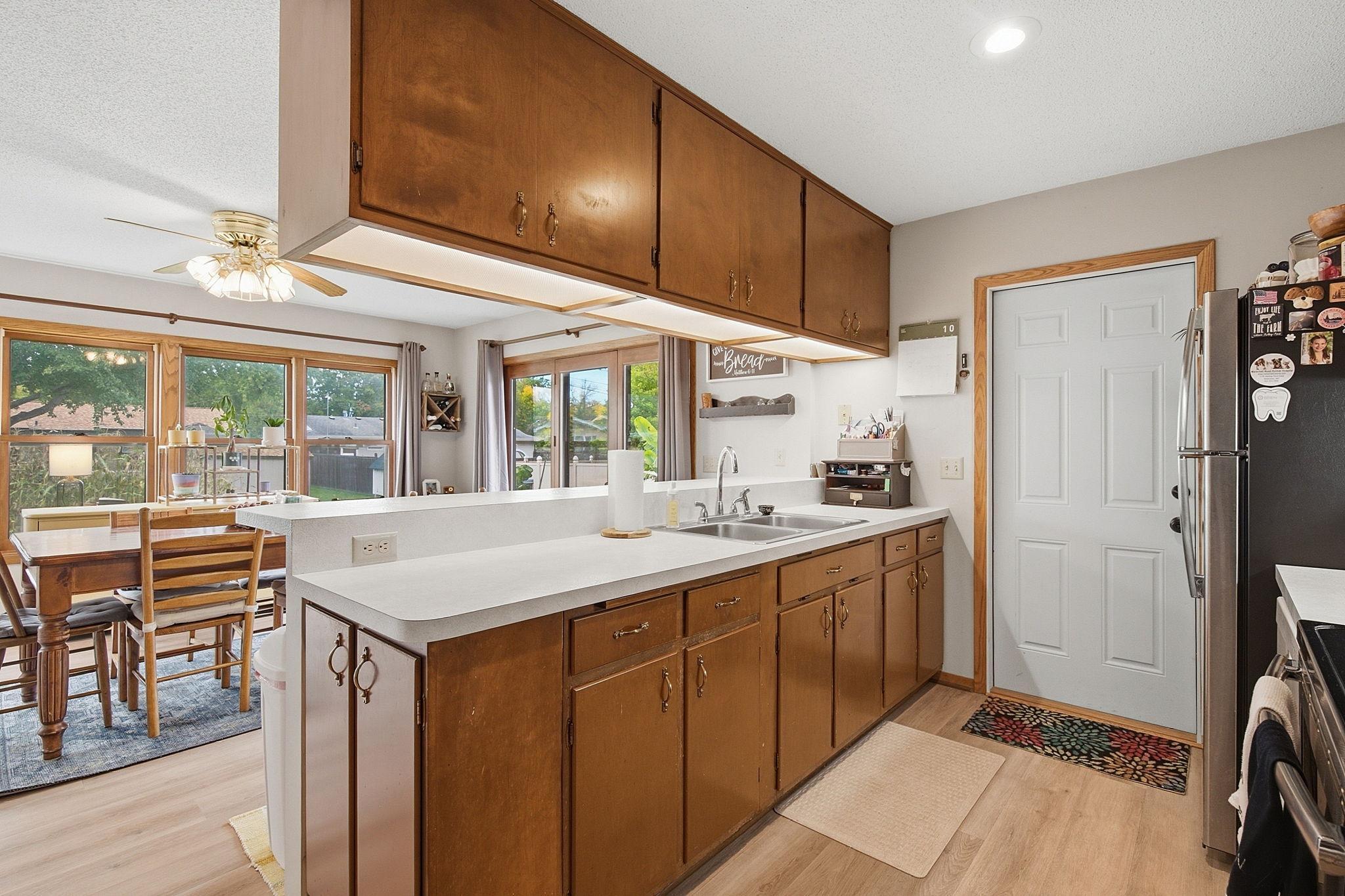 Lots of counter space & cabinets in the Kitchen.