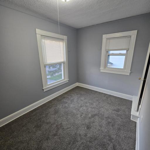 2102 Lyndale Avenue N, Minneapolis, MN 55411