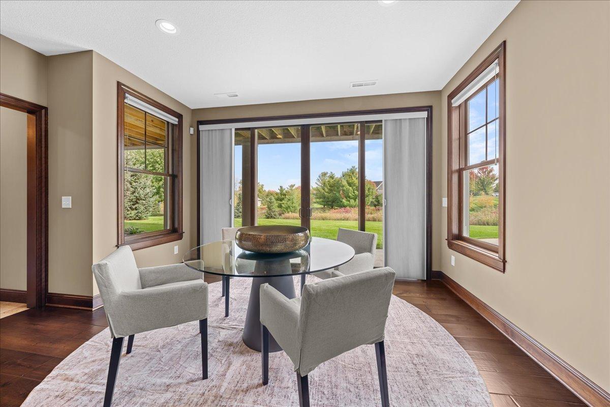 Beautiful views of your yard and neighborhood.
