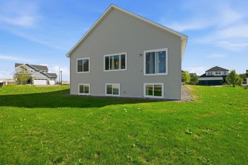4465 86th Street NE, Monticello, MN 55362