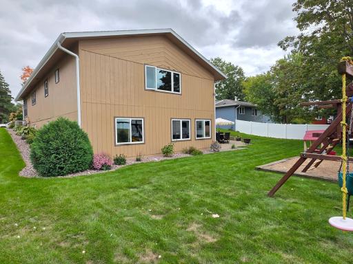 330 9th Street NW, Plainview, MN 55964