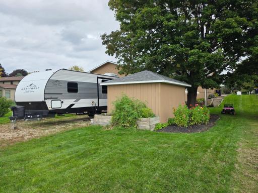330 9th Street NW, Plainview, MN 55964