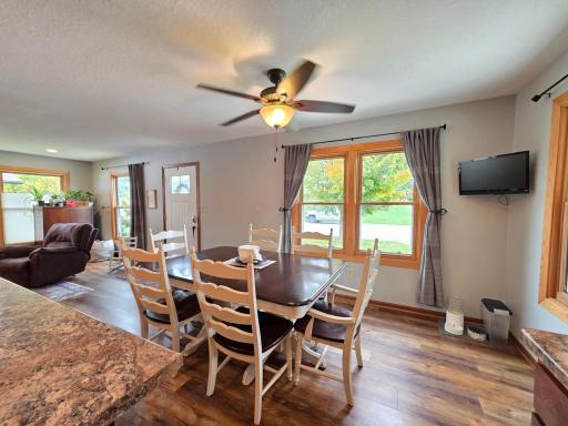 330 9th Street NW, Plainview, MN 55964