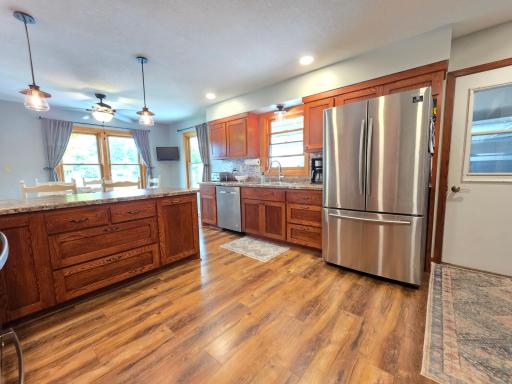 330 9th Street NW, Plainview, MN 55964
