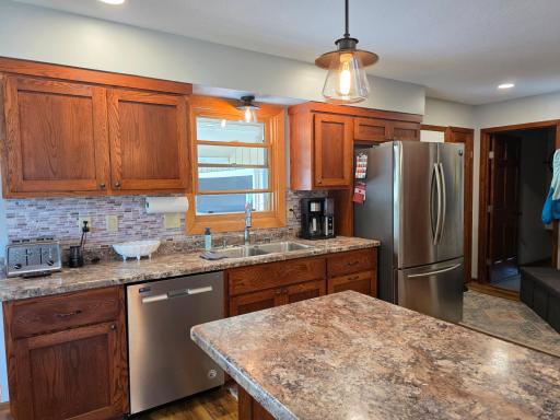 330 9th Street NW, Plainview, MN 55964