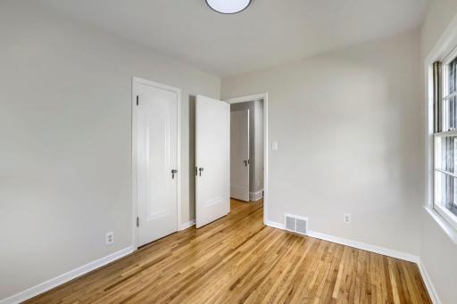 3841 29th ave s - Web Quality - 023 - 23 Bedroom.jpg