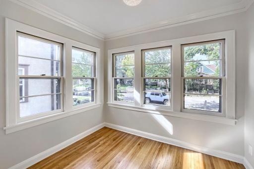 3841 29th ave s - Web Quality - 012 - 12 Sunroom.jpg