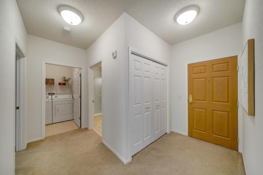 100 Clydesdale Trail, 128, Medina, MN 55340
