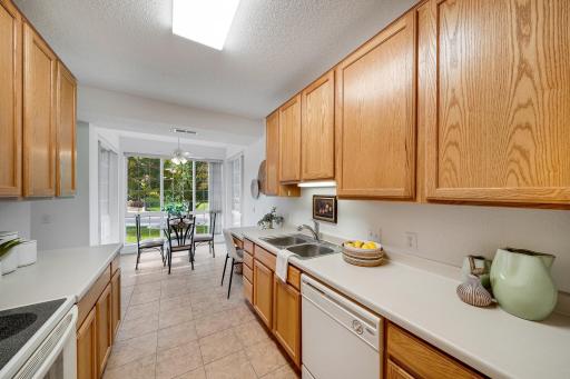100 Clydesdale Trail, 128, Medina, MN 55340