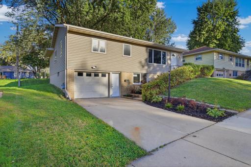 2642 11th Avenue NW, Rochester, MN 55901