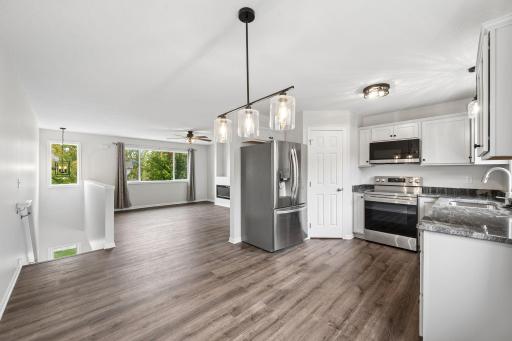 6984 91st Street NE, Monticello, MN 55362
