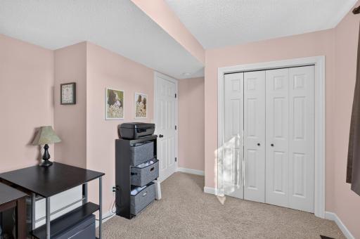 4189 Pleasant Street SE, Prior Lake, MN 55372