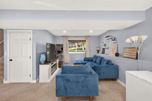 4189 Pleasant Street SE, Prior Lake, MN 55372