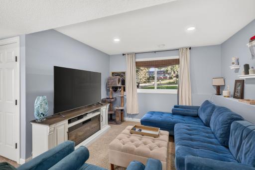 4189 Pleasant Street SE, Prior Lake, MN 55372