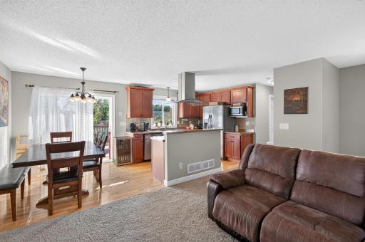 4189 Pleasant Street SE, Prior Lake, MN 55372