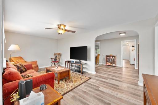 205 W South Ave, Chippewa Falls, WI 847.jpg