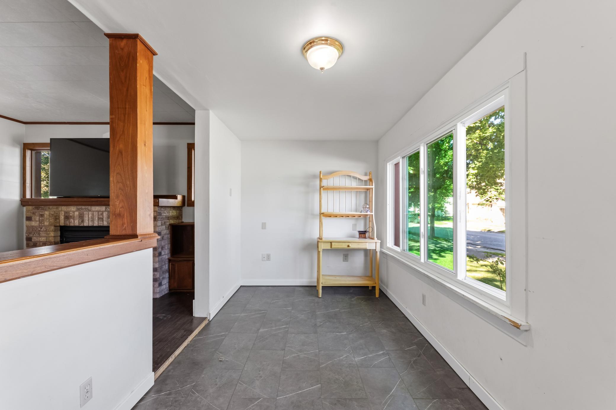 524 S Marshall St Caledonia MN (16).jpg
