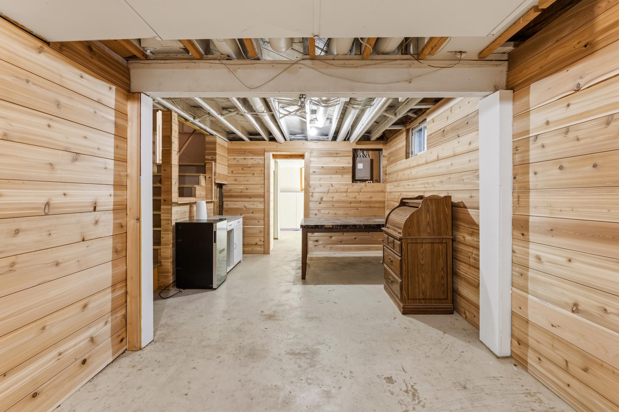 524 S Marshall St Caledonia MN (20).jpg